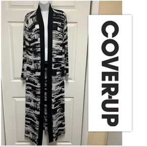 Black And White Lounge Swim Cover Up